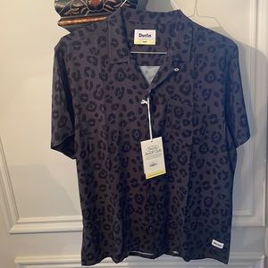 Duvin Design Men’s Black Leopard Short Sleeve Cocktail Shirt Size M